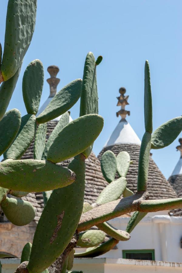 Отель Trulli Boccadoro Остуни Экстерьер фото