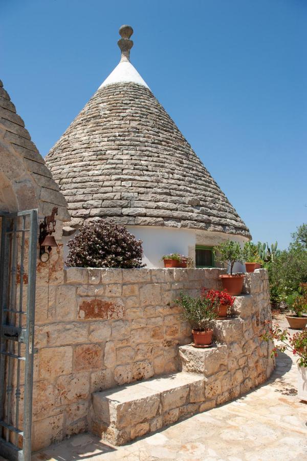 Отель Trulli Boccadoro Остуни Экстерьер фото