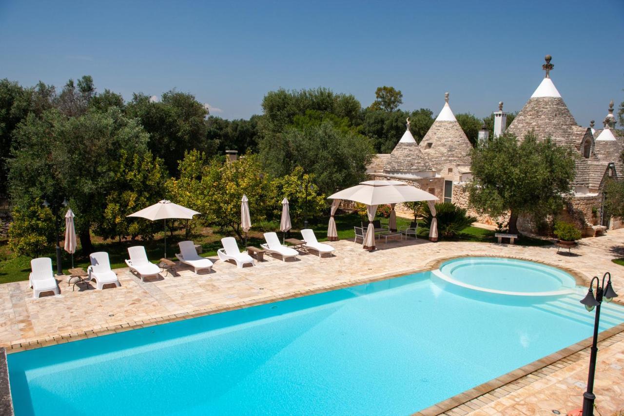 Отель Trulli Boccadoro Остуни Экстерьер фото